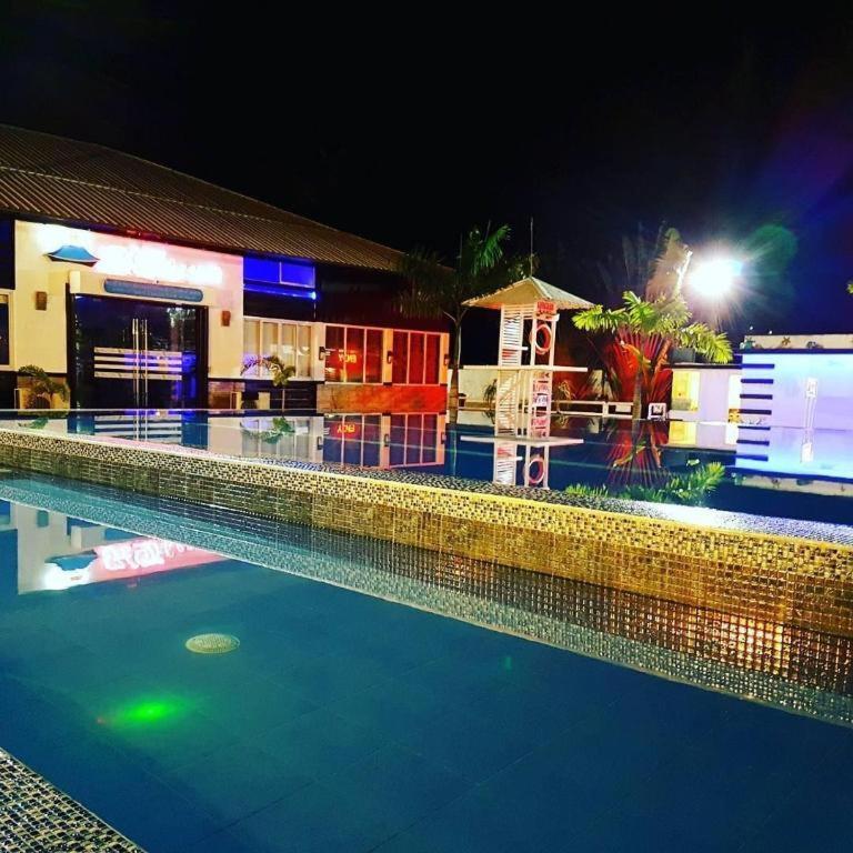 Hotel Dian Aparri Exterior foto